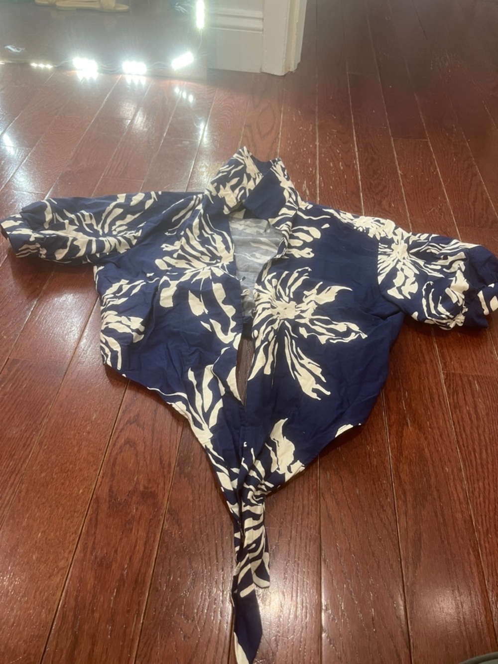 Zara Navy Blue and White Tropical Print Crop Top